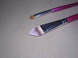 2 tigi eye shadow makeup brushes chic