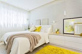 Il letto è l'elemento centrale della camera da letto e richiede un'attenzione del tutto particolare. Camera Da Letto Feng Shui Le Regole Chiave Decor Tips
