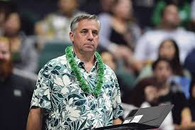 Wade spent 11 years at the university of hawai'i with the rainbow wahine volleyball staff, nine as an associate coach to dave shoji. 259 Days Later University Of Hawaii S Charlie Wade Gets Coach Of The Year Honor Honolulu Star Advertiser