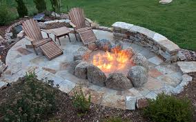 10 sizzling hot outdoor fire pit spaces