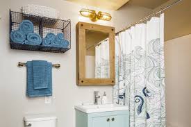 Romantic bathroom idea for small bathroom. 21 Small Bathroom Decorating Ideas