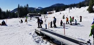 picture of snoqualmie summit ski area
