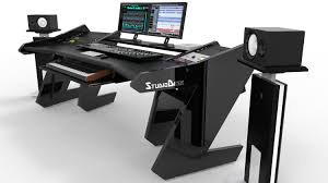 Studio desks are the centrepiece to any production studio, allowing easy access to instruments and equipment. Pro Line Classic Studio Desk The Desk You Deserve Studiodesk Koper