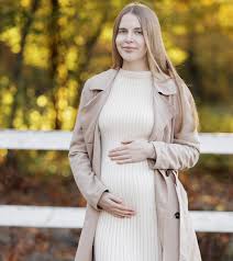 20 best pregnancy outfits that are