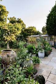 Smart Small Garden Ideas To Maximise