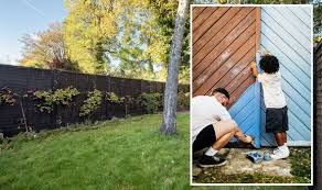 Best Colour To Paint Your Fence To Make