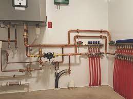 how does a radiant heat manifold work