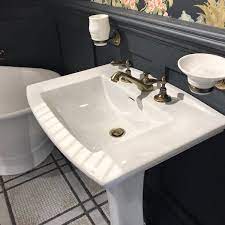 pedestal sinks what to know before you