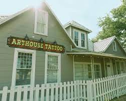 Why Choose a Custom Tattoo Shop? Personalized Service & Unique Designs
