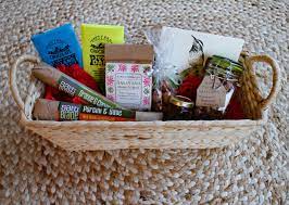 how to create a market gift basket
