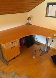 Corner desk right sit/stand 160x110 cm. Hohenverstellbarer Schreibtisch Ikea Galant In L Form In Attenhofen Buromobel Kostenlose Kleinanzeigen Bei Quoka De