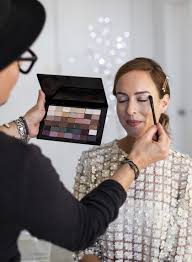 eve makeup that works for any outfit