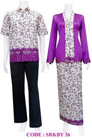 Hasil gambar untuk contoh baju kebaya kombinasi batik