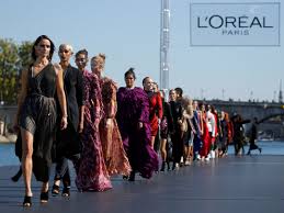 paris fashion week l oreal hosts show