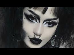 makeup tutorial on traditional goth