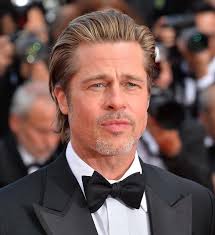 Brad pitt has a short, undone hairstyle at the premiere for his film allied in los angeles, his first appearance after announcing his divorce. 70 Charming Brad Pitt Hairstyles Styling Ideas 2021
