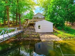 gravois mills mo waterfront homes for