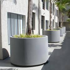 circular planters round fiberglass