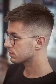 Un corte mid fade es aquel desvanecido. Men S Haircuts With Fade And Gradient All About And Inspirations New Old Man N O M Blog