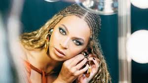 here are 10 beyonce beauty looks