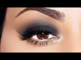 glam black smokey eye with glitter