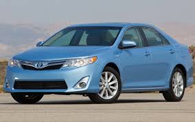 first test 2016 toyota camry hybrid xle