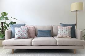 how to decorate with ter cushions