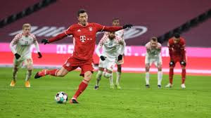 Der gerd kennt keine neidgefühle. Fc Bayern Robert Lewandowski Auf 46 Tore Kurs Gerd Muller Rekord Wackelt Bundesliga Bild De
