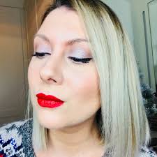 quick easy holiday makeup look