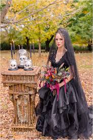 black gothic wedding dress inspiration