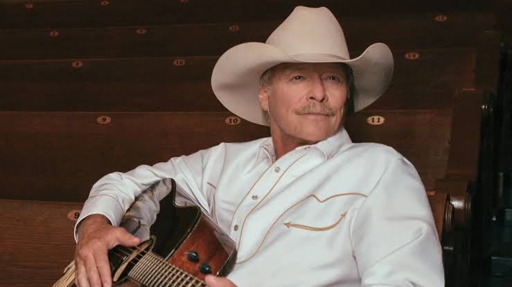 Alan Jackson 'Last Call: One More For The Road Tour' - Backstage Country