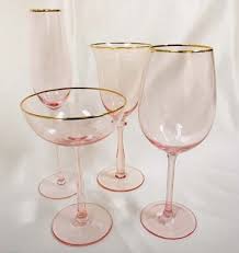 Audrey Gold Rim 16oz Wine Glass Mtb