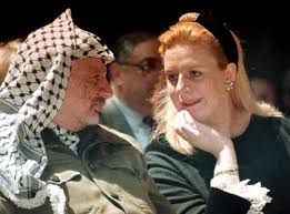 Muslims view this as the best day of the year. Erbstreit Suha Arafat Und Die Millionen Ihres Mannes Der Spiegel