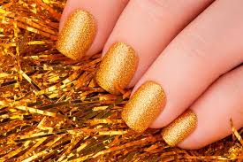 gold nails designs