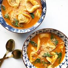 tortellini soup with three ings