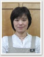 林 裕子 （Yuko Hayashi） 1997年頃より独学でパッチワークを始める。 2000年 斉藤謠子に師事 2003年 キルトパーティのスタッフとなる。 店舗スタッフの後、2007年3月 ... - profile_hayashi