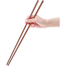 The bottom chopstick remains still the entire time. Amazon Com Cooking Chopsticks Wooden Noodles Kitchen Chopsticks For Hot Pot Frying Cooking Noodle Extra Long Set Of 3 Pairs 15 Inch Flatware