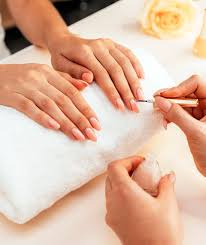 manicure pedicure in ibiza healing