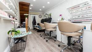 salons for acrylic nails in alexandria