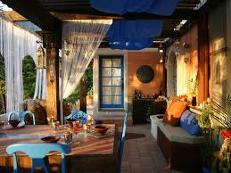 5 Gorgeous Outdoor Rooms To Enhance