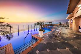 best luxury hotels in virginia beach