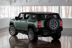 Gmc announced today it will begin testing the highly anticipated hummer ev this winter in ahead of production in fall 2021. C5bzg6b90sqlom