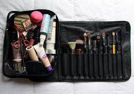 what s in my travel makeup bag video