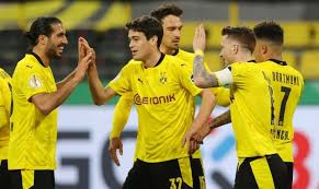 Hyped by the deutsche fußball liga and shown live on abc, the worry was that bayern munich would once again dismantle borussia. Bvb Kombiniert Sich Ins Pokalfinale Zweimal Note 1