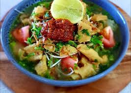 Resep soto babat merupakan menu populer di indonesia. Ini 3 Resep Soto Babat Yang Enak Dimakan Saat Hujan Hangat Dan Segar Orami