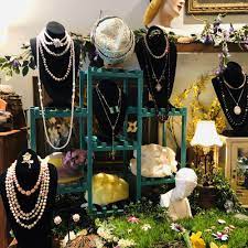 costume jewelry in manhattan ny