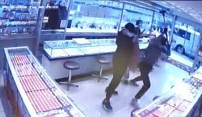 two robbers steal hk 1 million worth of