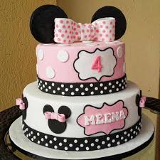 minnie mouse birthday cake a two tier