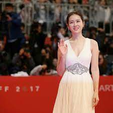 Pin on Son Ye Jin