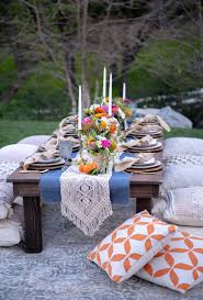 10 Ways To Set An Outdoor Table